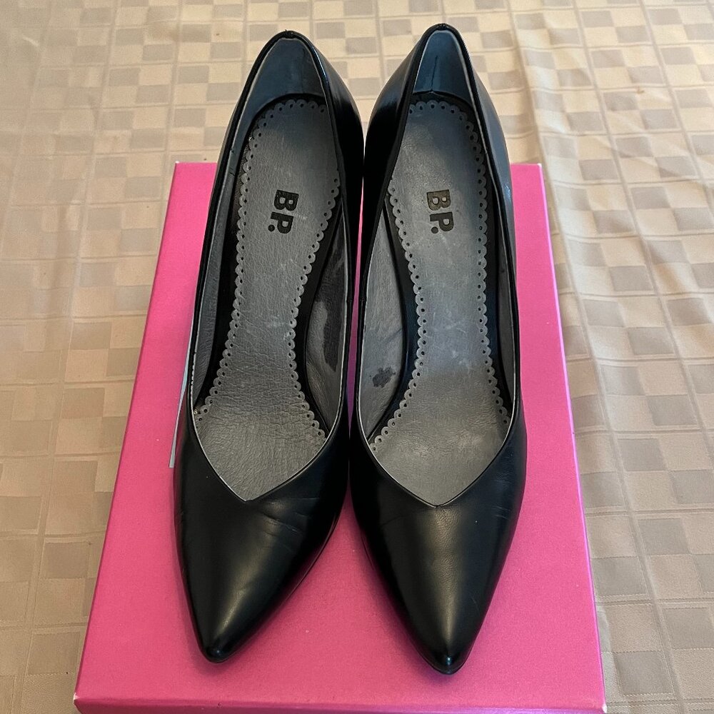 BP Lavender Pumps - Black color - Size 5.5